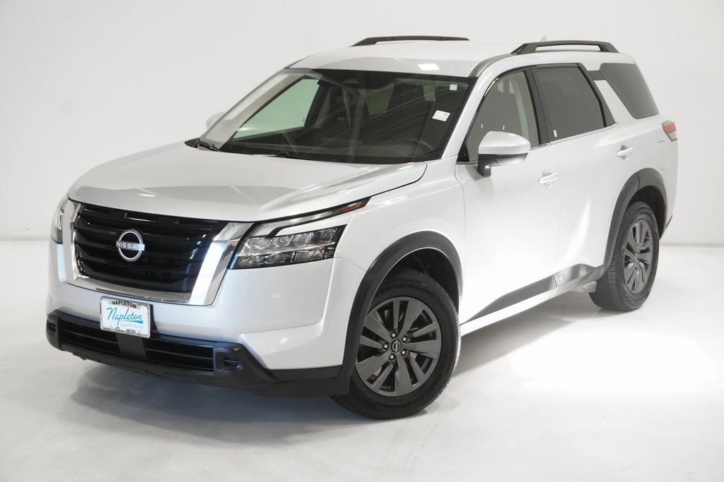 Used 2022 Nissan Pathfinder SV with VIN 5N1DR3BC5NC224091 for sale in Arlington Heights, IL