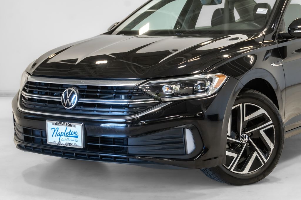 Used 2023 Volkswagen Jetta 1.5T SEL Sedan