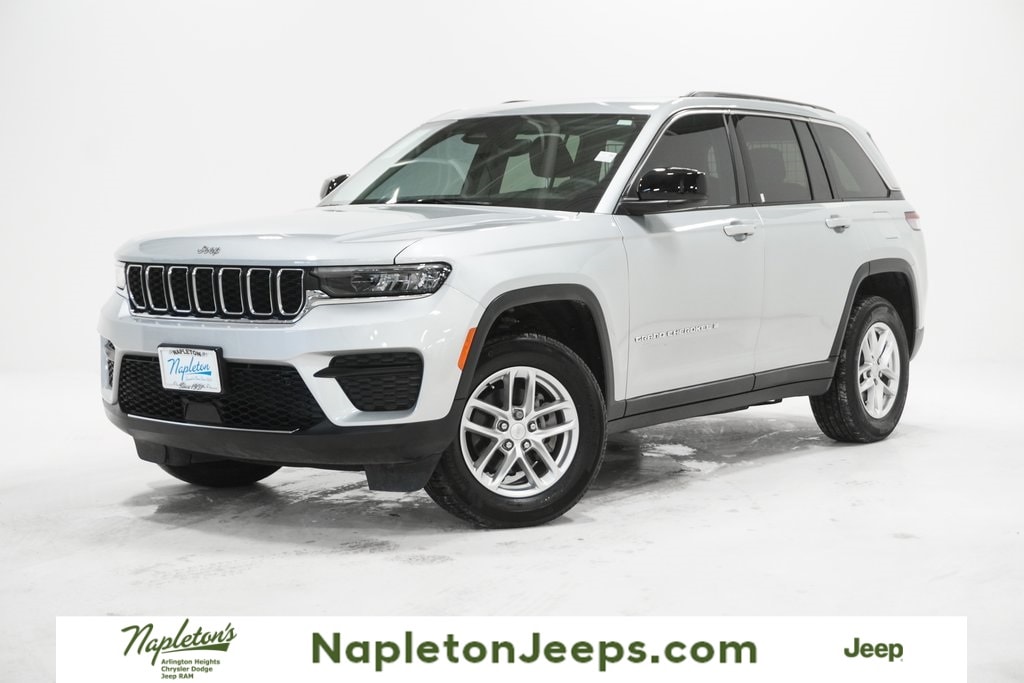 2023 Jeep Grand Cherokee Laredo's photo
