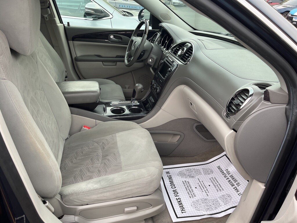 2016 Buick Enclave Convenience photo 4
