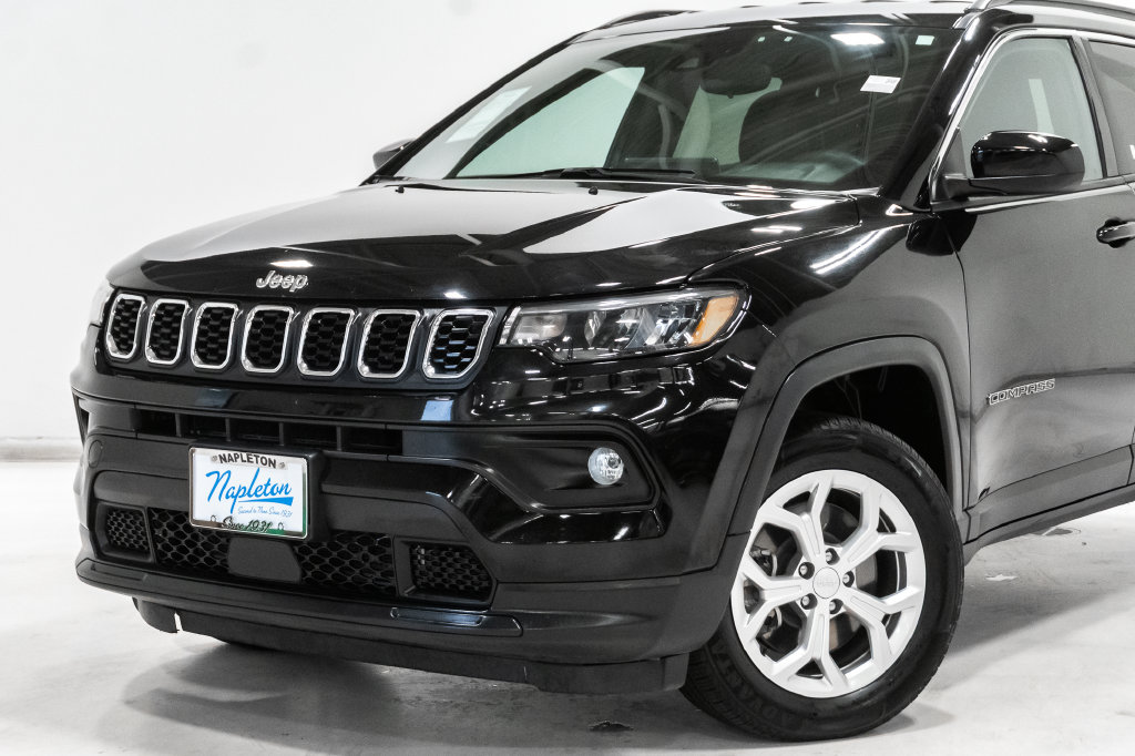 Used 2024 Jeep Compass Latitude SUV