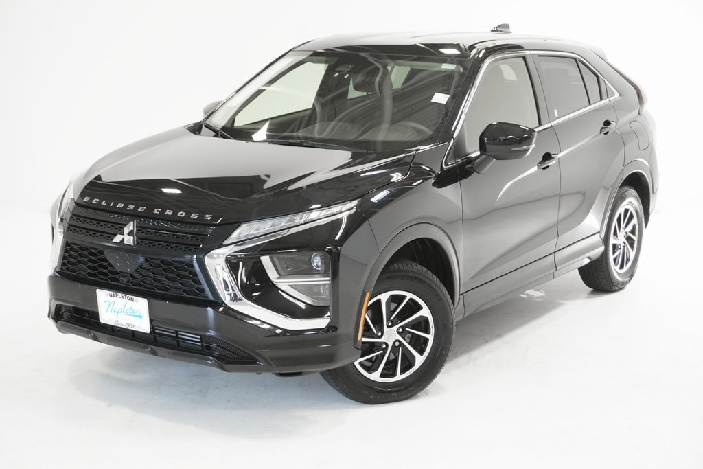 Used 2022 Mitsubishi Eclipse Cross ES with VIN JA4ATUAAXNZ035426 for sale in Arlington Heights, IL