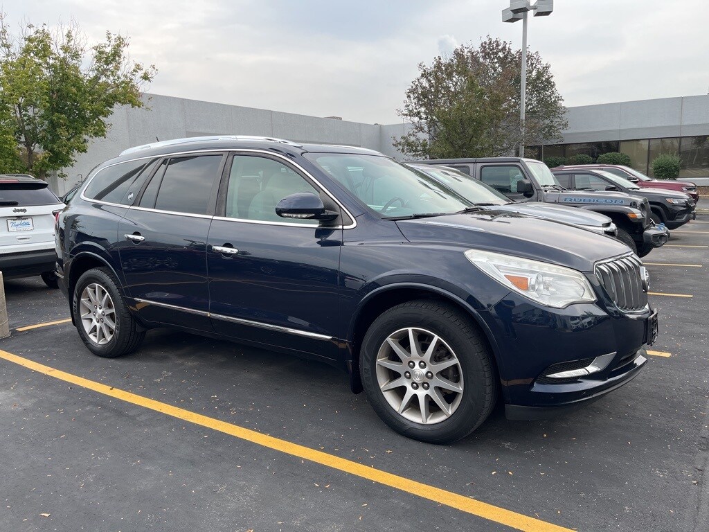 2016 Buick Enclave Convenience photo 3