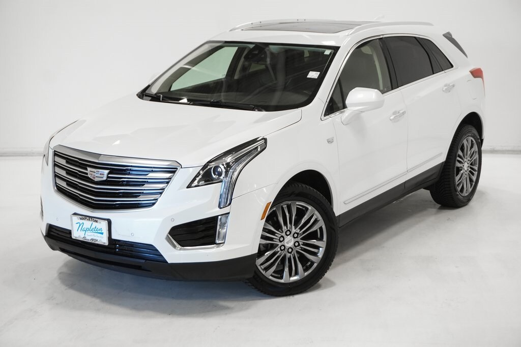 2019 Cadillac XT5 Luxury photo 2