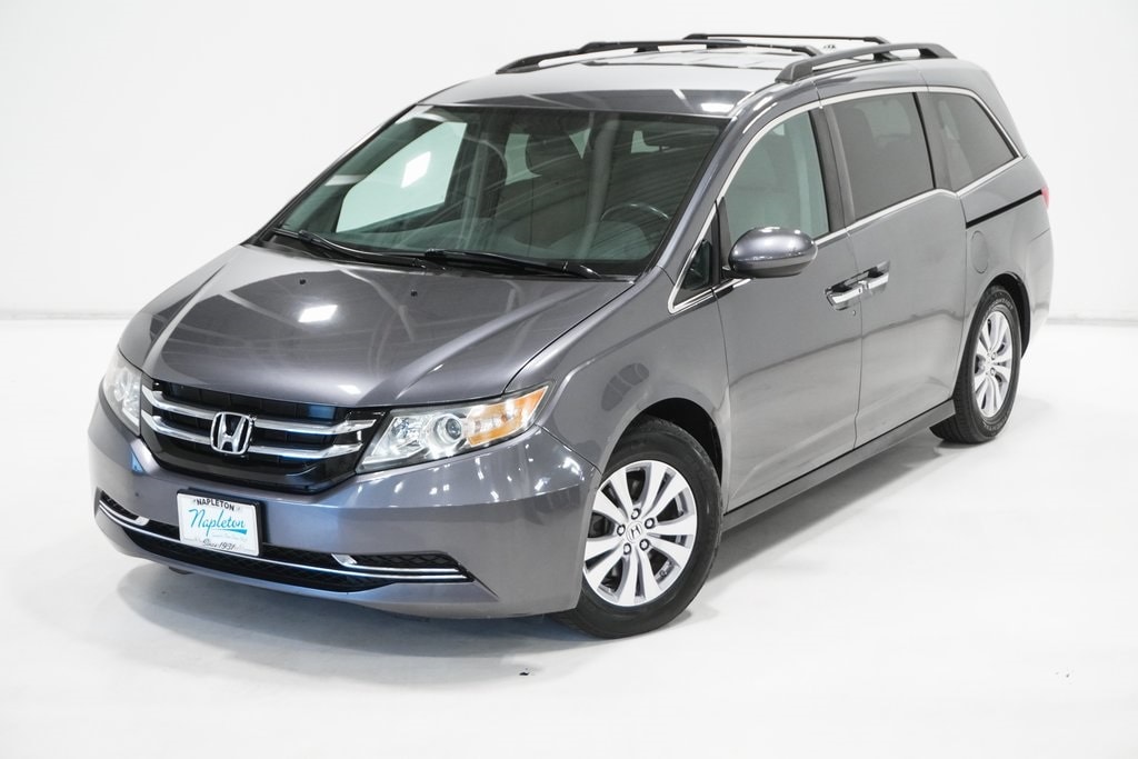 Used 2016 Honda Odyssey SE with VIN 5FNRL5H37GB036676 for sale in Arlington Heights, IL