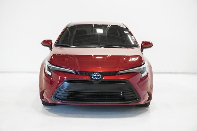 2024 Toyota Corolla Hybrid LE photo 3