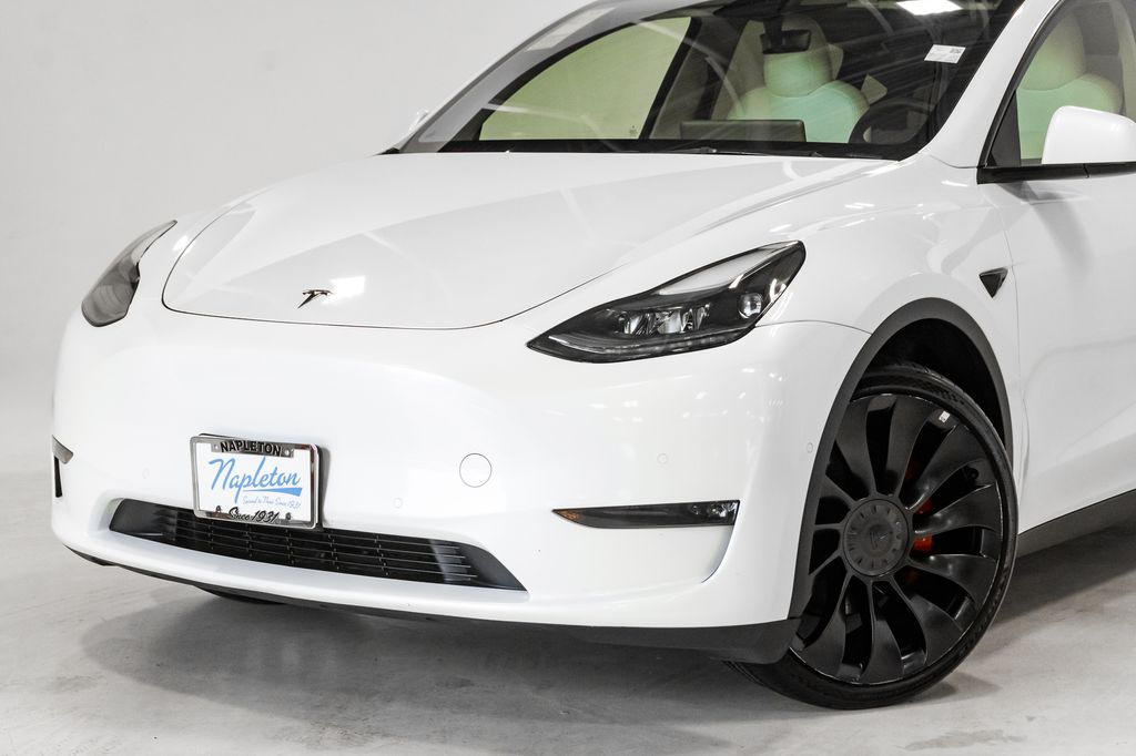 Used 2022 Tesla Model Y Performance with VIN 7SAYGDEF8NF543479 for sale in Arlington Heights, IL