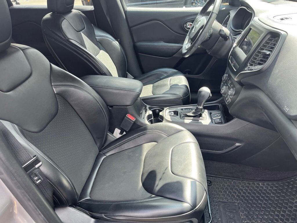 Used 2019 Jeep Cherokee Latitude Plus SUV