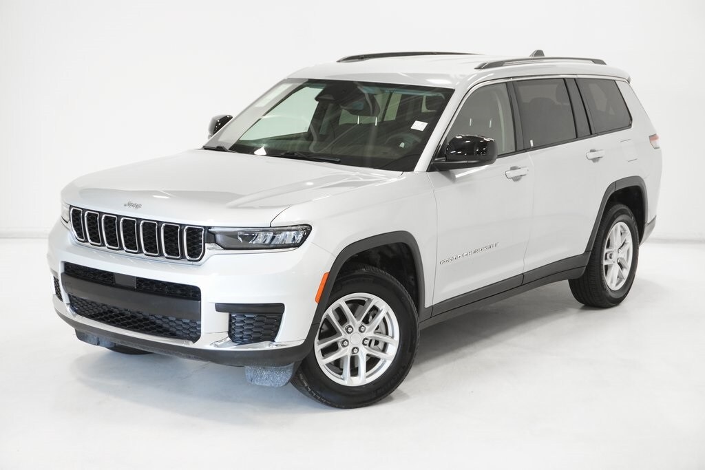 Used 2023 Jeep Grand Cherokee L Laredo with VIN 1C4RJKAG8P8870246 for sale in Arlington Heights, IL