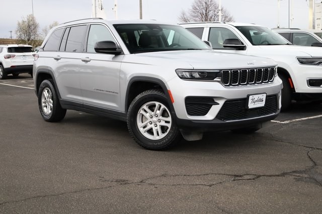 Used 2024 Jeep Grand Cherokee Laredo with VIN 1C4RJHAG2RC700502 for sale in Arlington Heights, IL