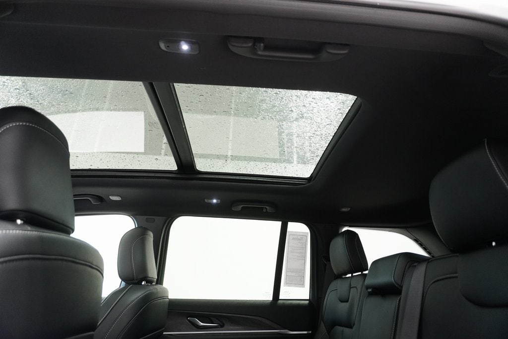 2025 Jeep Grand Cherokee Limited - Photo 15