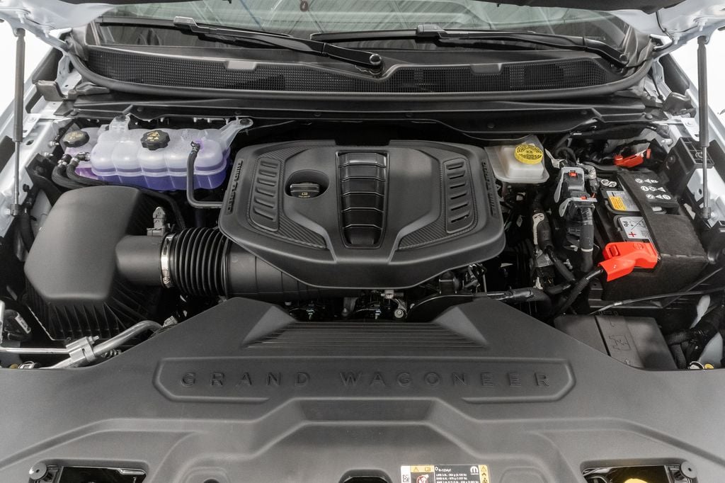 New 2026 Jeep Grand Wagoneer LIMITED ALTITUDE 4X4 Sport Utility
