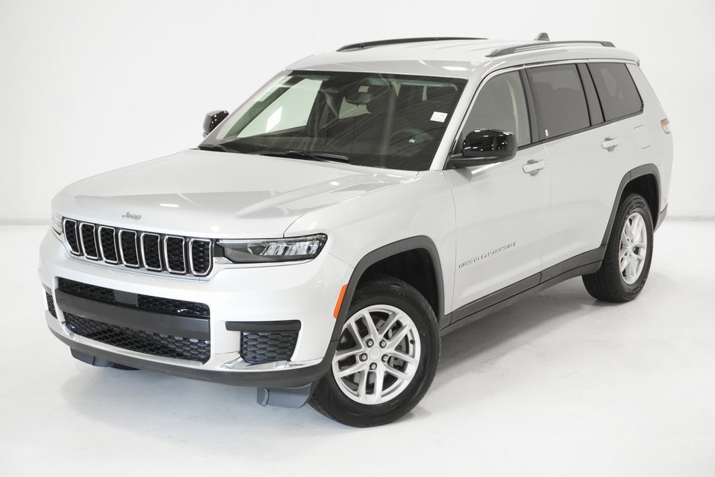 Used 2023 Jeep Grand Cherokee L Laredo with VIN 1C4RJKAG4P8894379 for sale in Arlington Heights, IL