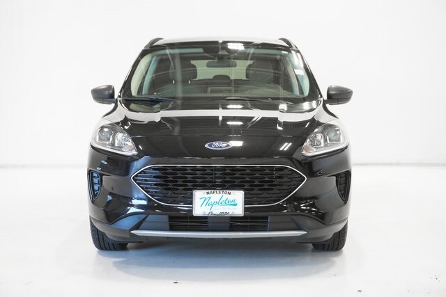 2022 Ford Escape SE photo 2