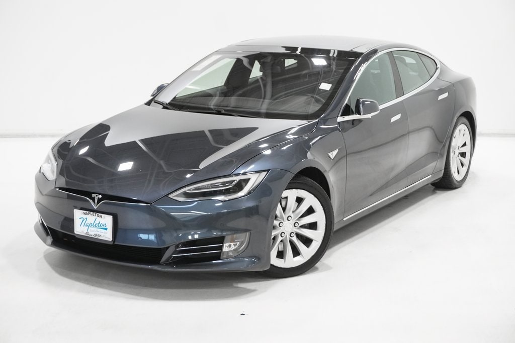Used 2016 Tesla Model S 90D with VIN 5YJSA1E23GF143641 for sale in Arlington Heights, IL