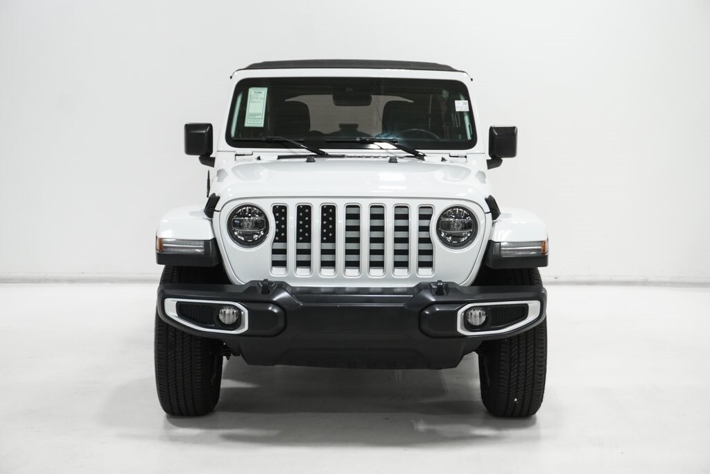 2019 Jeep Wrangler Unlimited Sahara photo 3