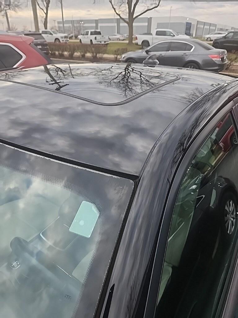 2015 Dodge Charger SXT photo 2