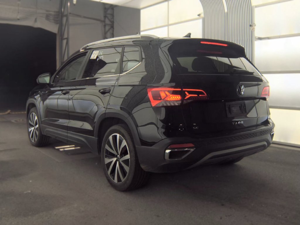 Used 2024 Volkswagen Taos 1.5T SE SUV
