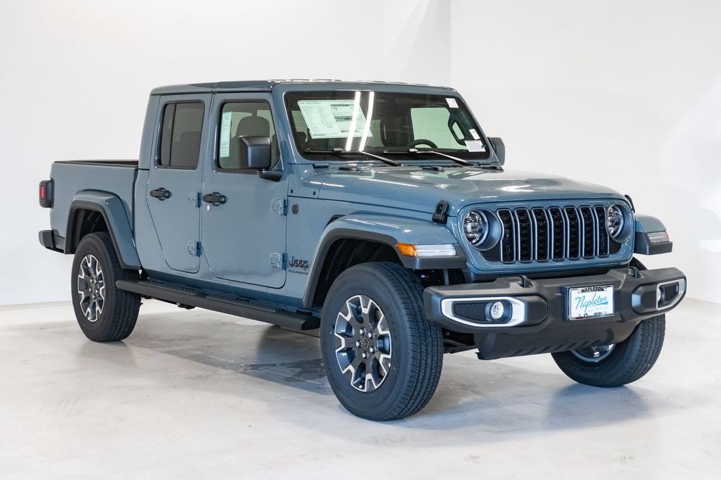 New 2026 Jeep Gladiator SAHARA 4X4 Pickup