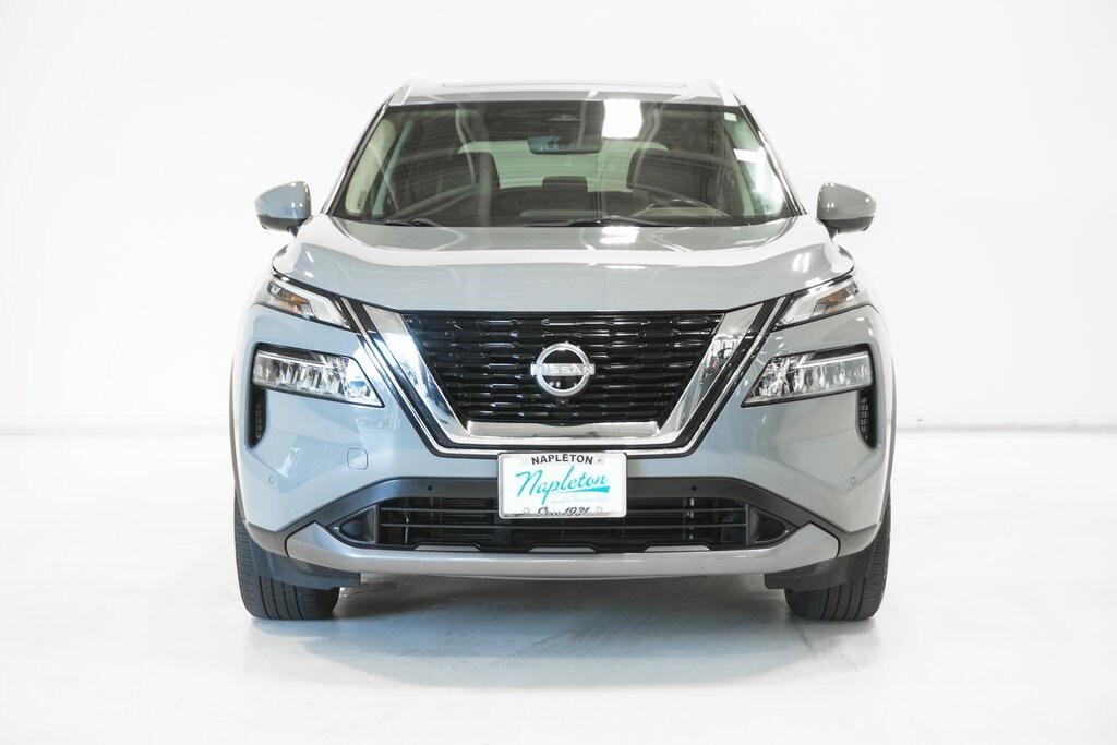 2023 Nissan Rogue SL photo 3