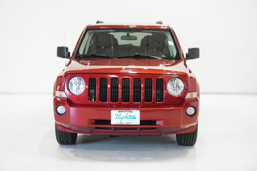 2010 Jeep Patriot Sport photo 3