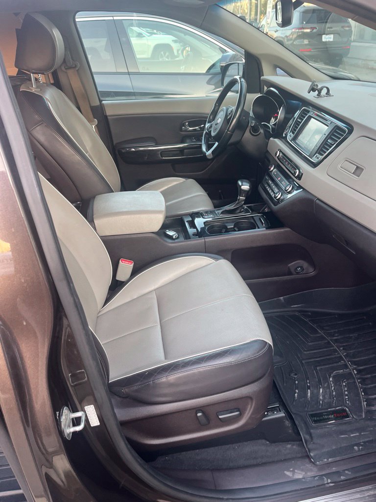 Used 2018 Kia Sedona SX Limited Minivan/Van
