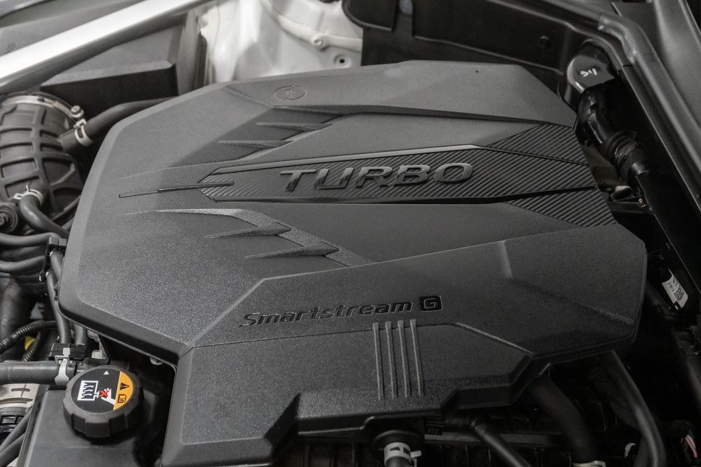 Used 2025 Genesis G70 2.5T Sedan