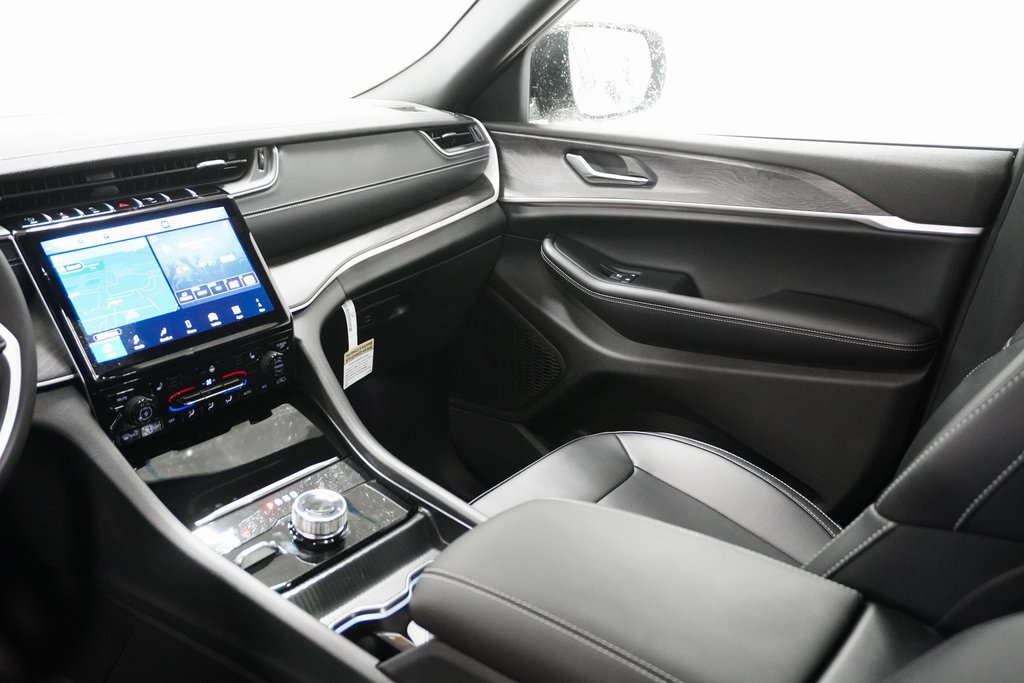 2025 Jeep Grand Cherokee Limited - Photo 16