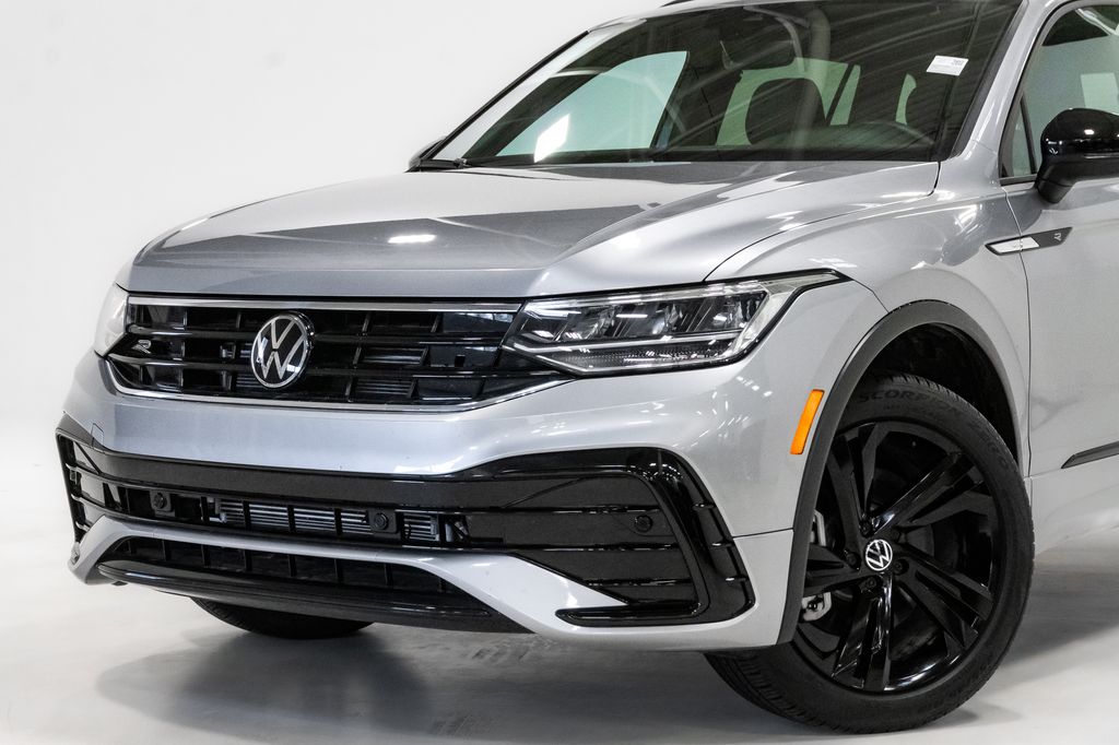3VVCB7AX8RM173708