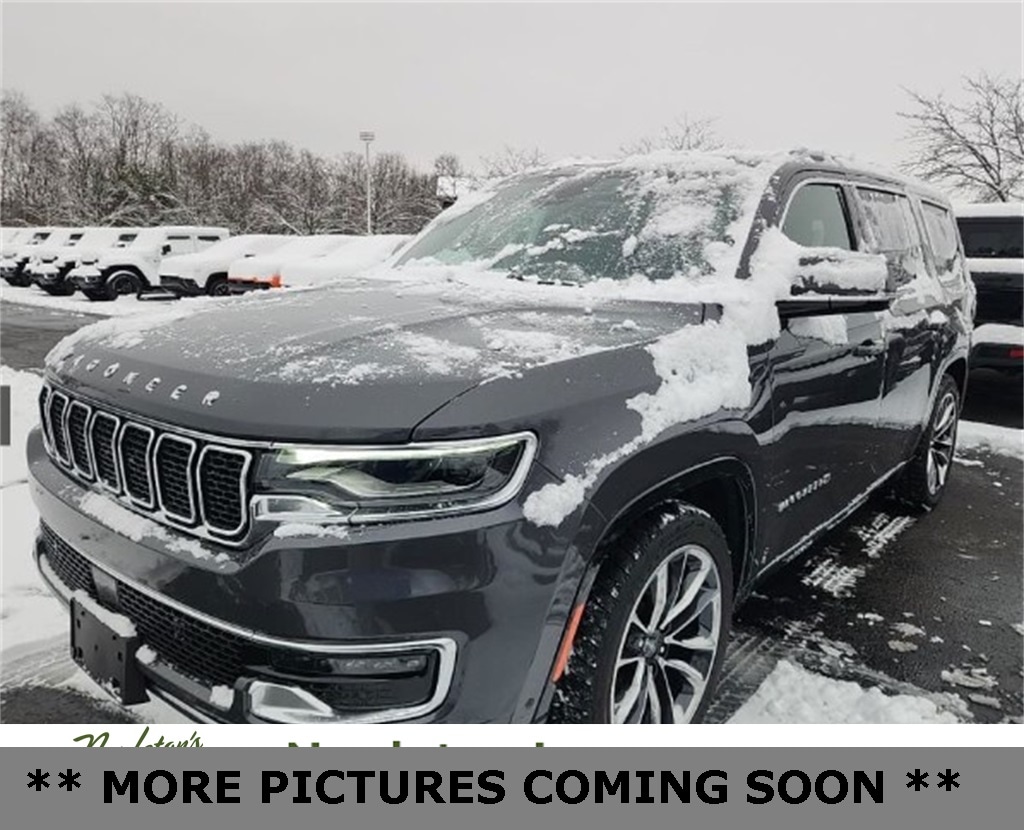 2022 Jeep Wagoneer Series III's photo