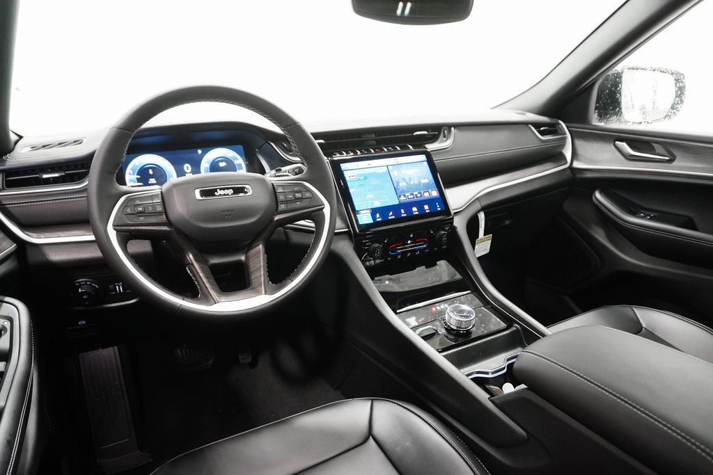 2025 Jeep Grand Cherokee Limited - Photo 17