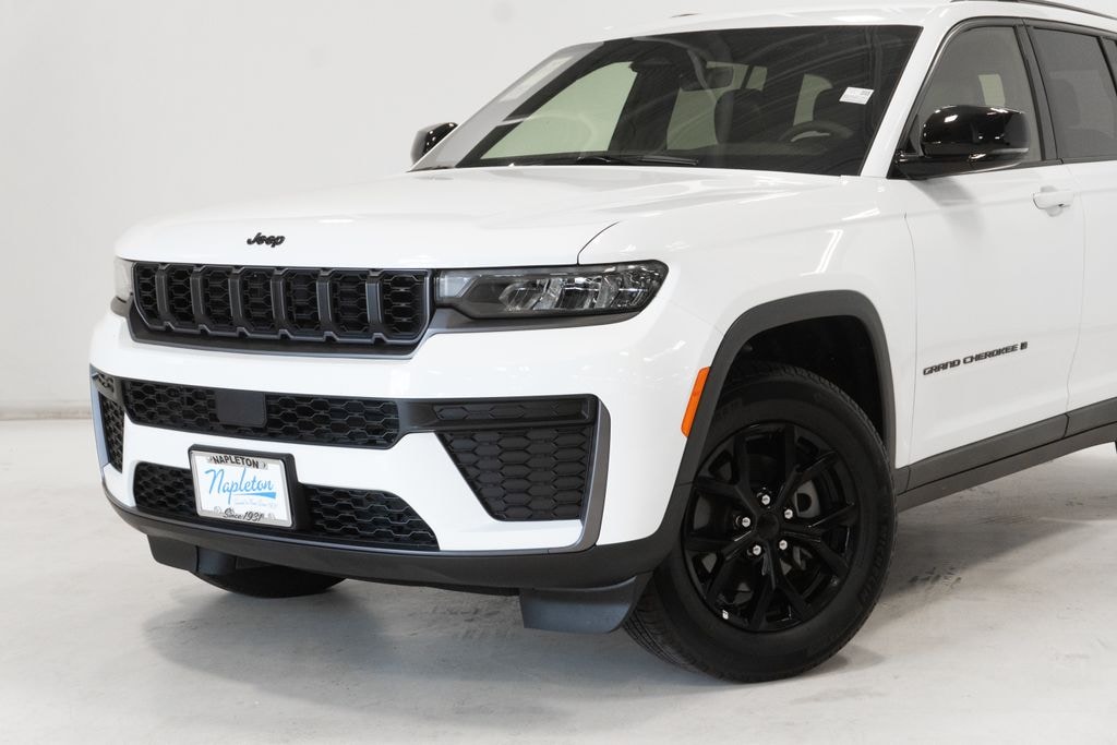New 2027 Jeep Grand Cherokee Laredo Altitude Sport Utility