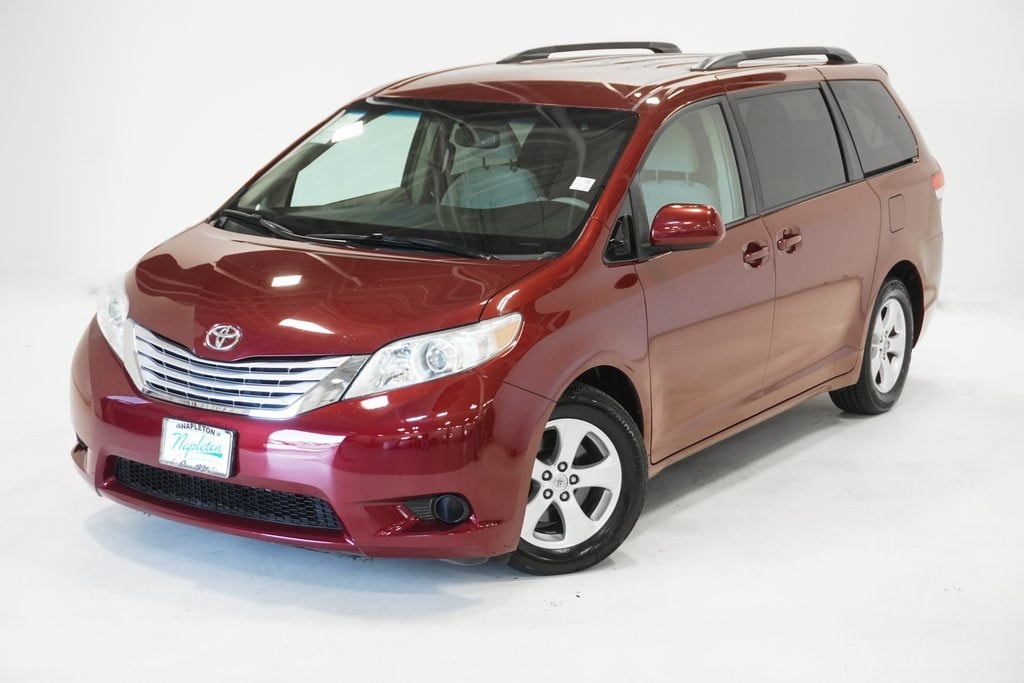 Used 2014 Toyota Sienna LE with VIN 5TDKK3DC0ES408642 for sale in Arlington Heights, IL