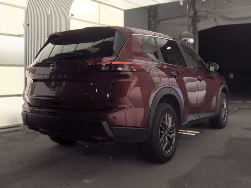 Used 2024 Nissan Rogue S SUV