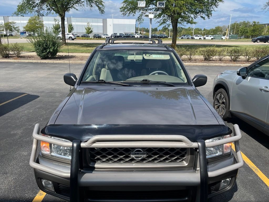 Used 2001 Nissan Pathfinder SE SUV