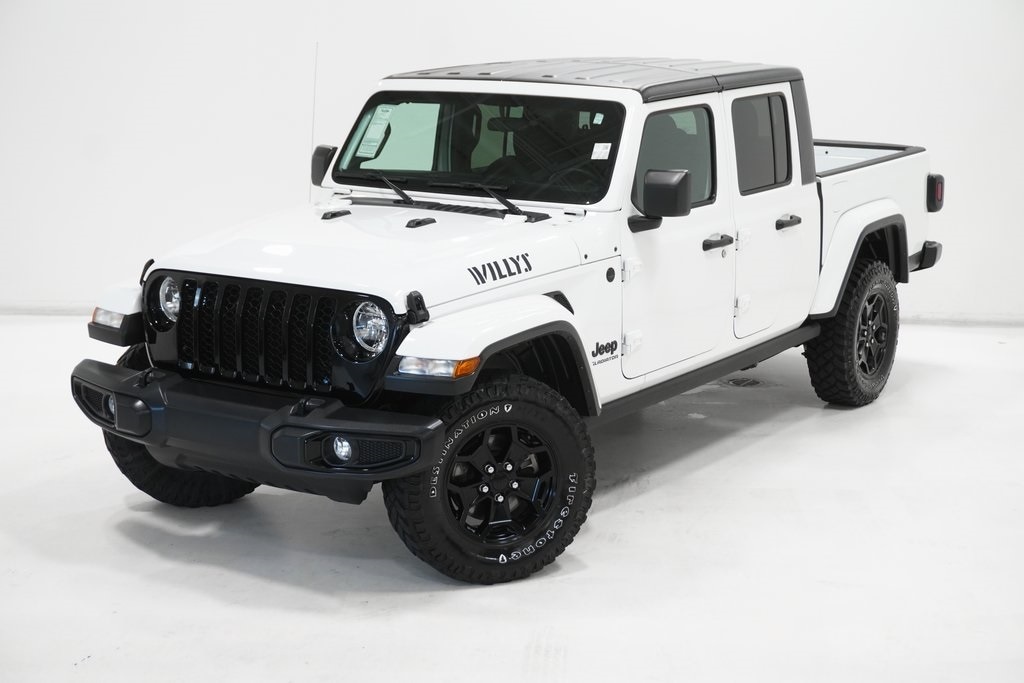 Used 2021 Jeep Gladiator WILLYS with VIN 1C6HJTAG2ML572101 for sale in Arlington Heights, IL