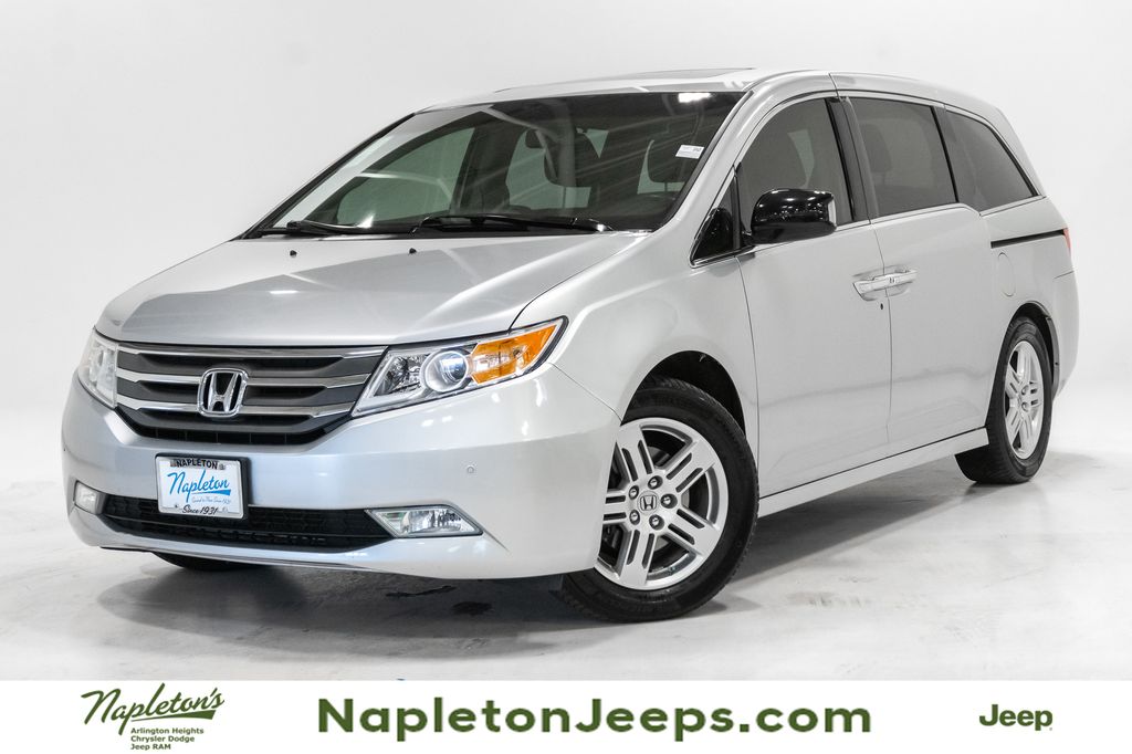 2011 Honda Odyssey Touring's photo