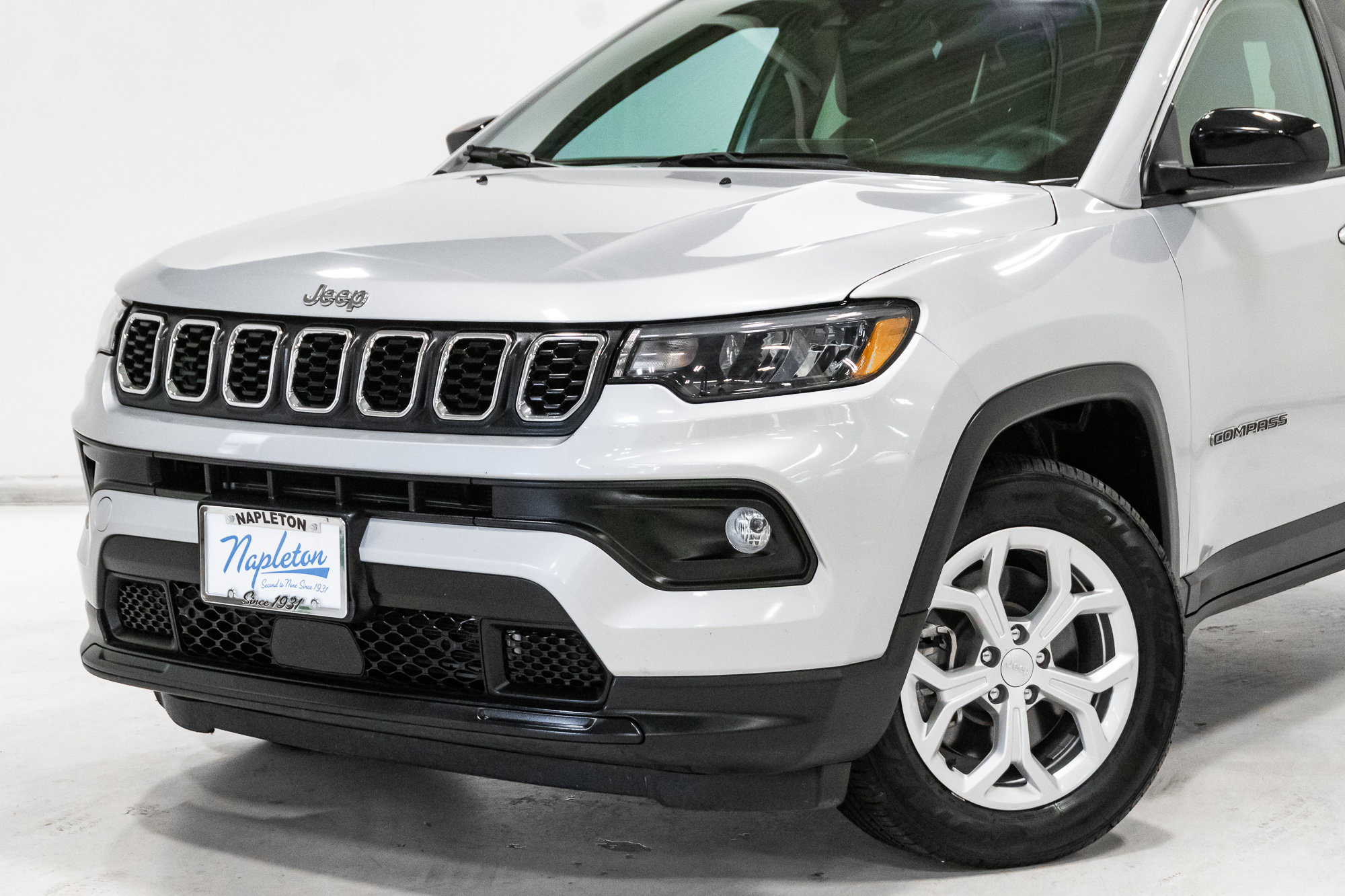 Used 2024 Jeep Compass Latitude SUV