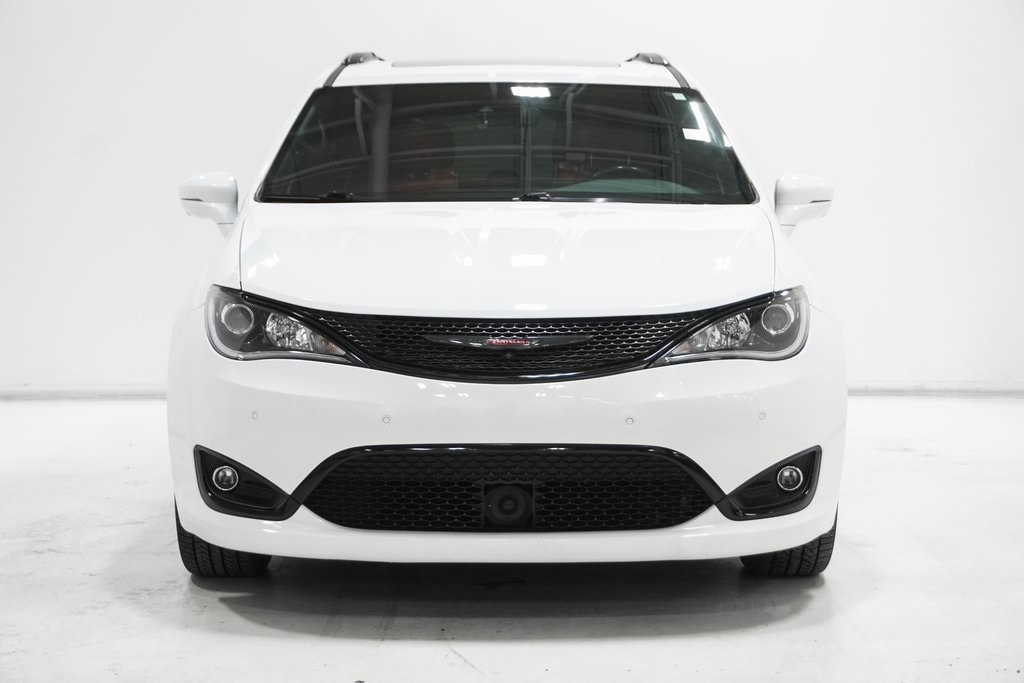 Used 2020 Chrysler Pacifica Limited Minivan/Van