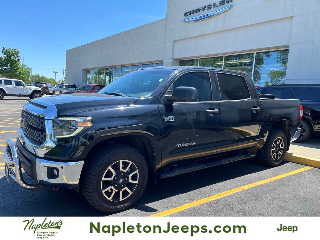 2019 Toyota Tundra SR5 5.7L 4WD FFV Crew Max Short Bed's photo