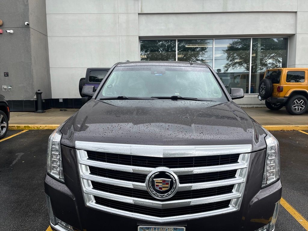 Used 2015 Cadillac Escalade ESV Luxury SUV