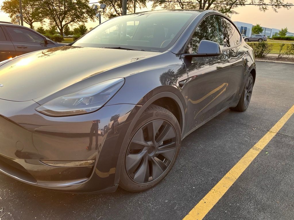 Used 2025 Tesla Model Y Long Range SUV