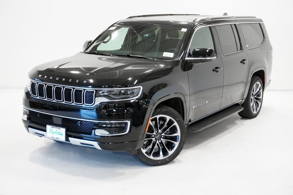 2024 Jeep Wagoneer L Series II photo 2