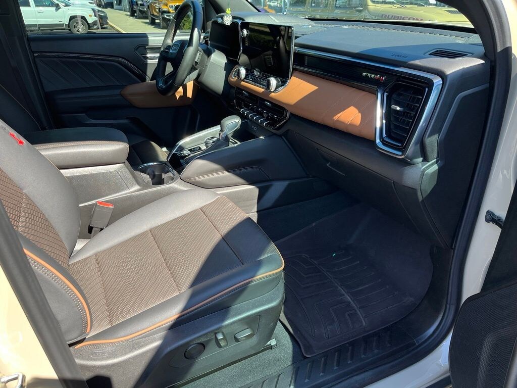 Used 2024 GMC Canyon AT4 Truck