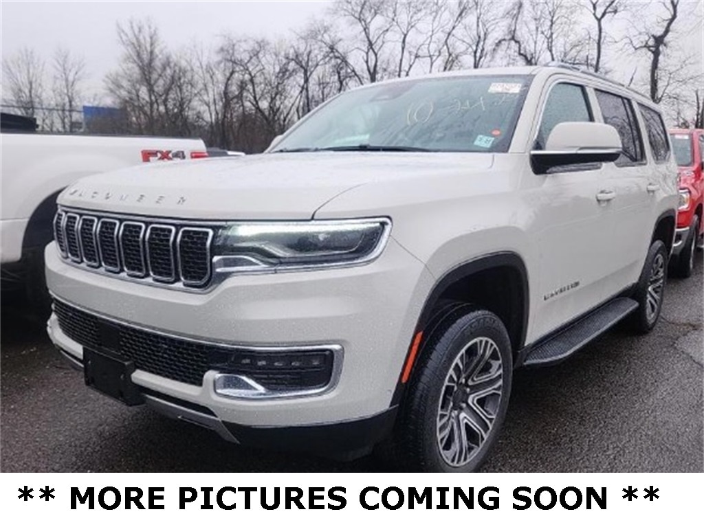 2022 Jeep Wagoneer Series III's photo