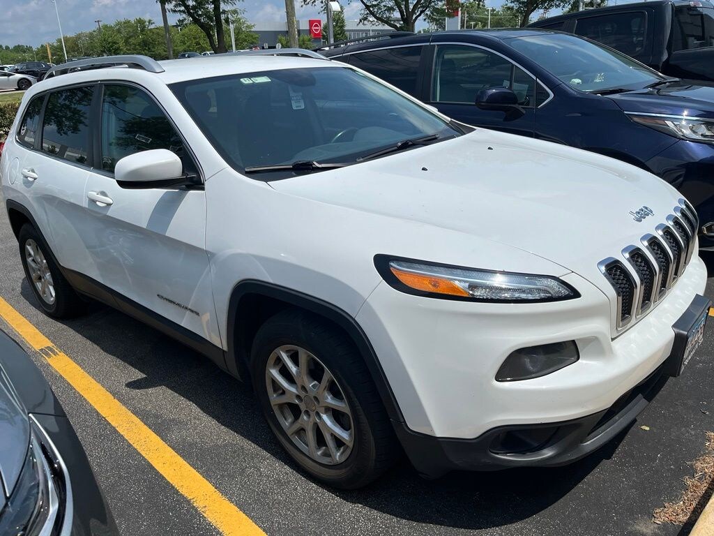 Used 2017 Jeep Cherokee Latitude SUV