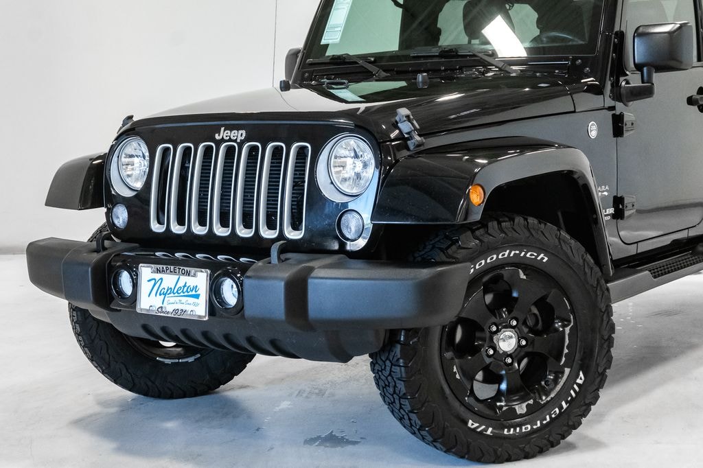 Used 2016 Jeep Wrangler Unlimited Sahara SUV