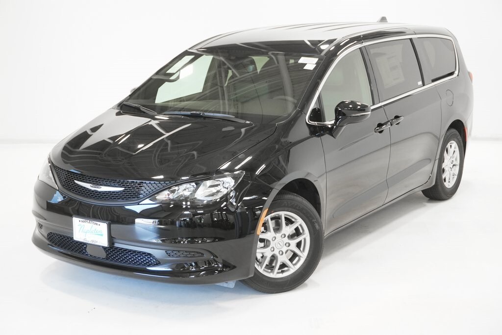 2026 Chrysler Voyager LX photo 2