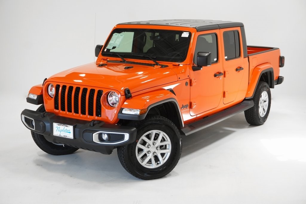 Used 2023 Jeep Gladiator Sport S with VIN 1C6JJTAM6PL593710 for sale in Arlington Heights, IL