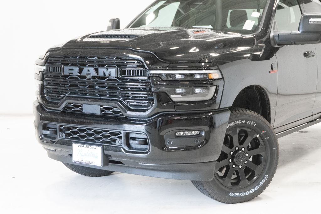 New 2026 Ram 2500 LARAMIE CREW CAB 4X4 6'4 BOX Pickup